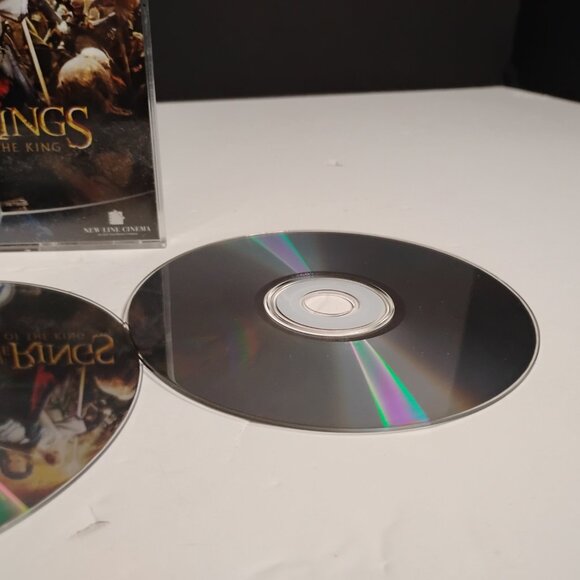 The Lord Of The Rings The Return Of The King by EA Games PC Game 3-Disc Set - Picture 6 of 12